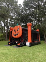 IMG 3407 1754994446 Halloween XL Bounce House
